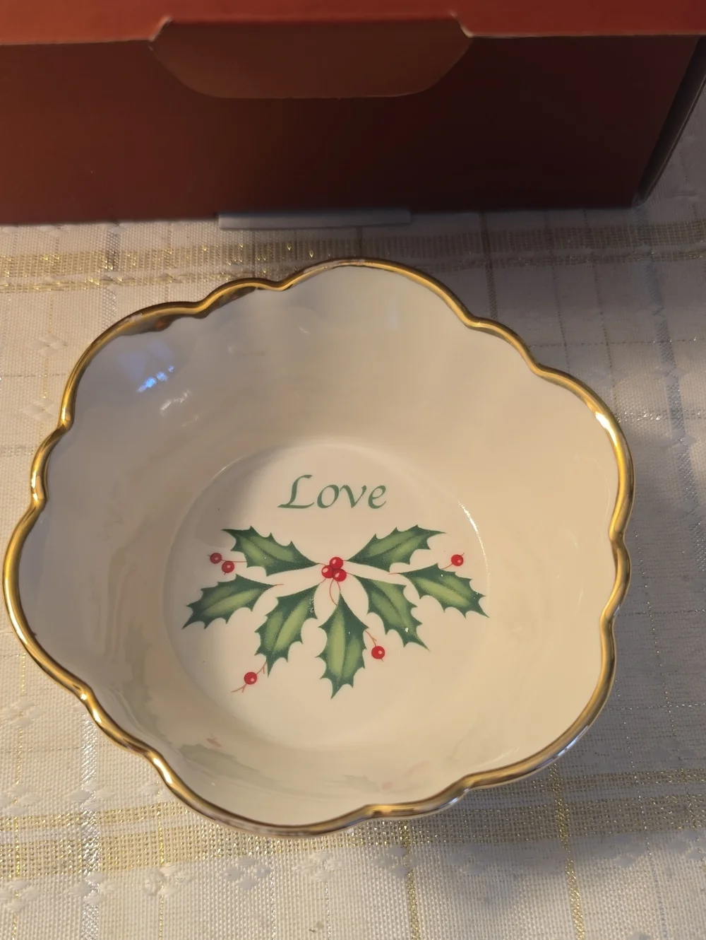 Lenox 'Love' Holiday Scalloped Trinket Bowl - White & Green Holly, Gold Trim